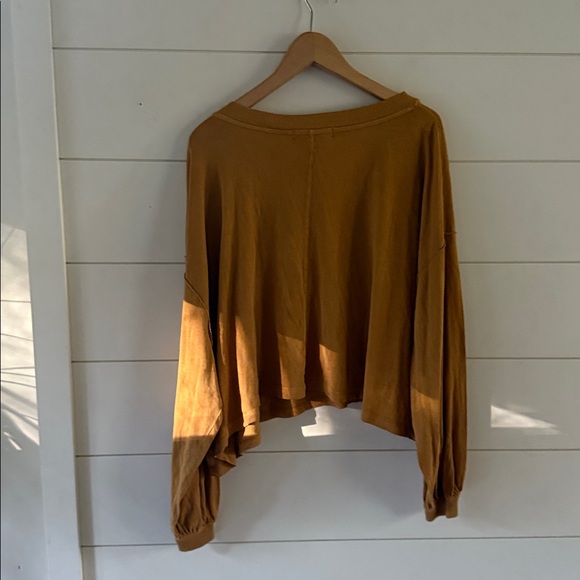 NWT We The Free Gold Oversized Long Sleeve Blouse sz S - Picture 5 of 7